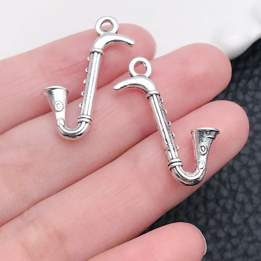 Z1016 SILVER SAXOPHONE