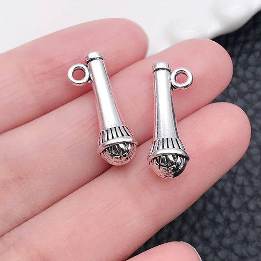 Z1021 SILVER MICROPHONE